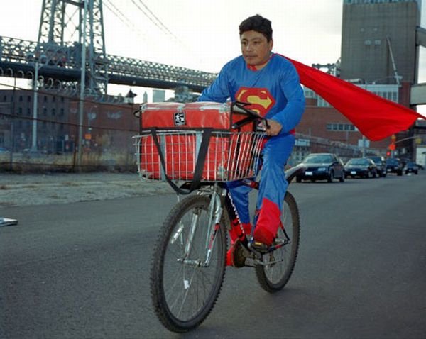 Супергерои в реальной жизни (16 фото)
