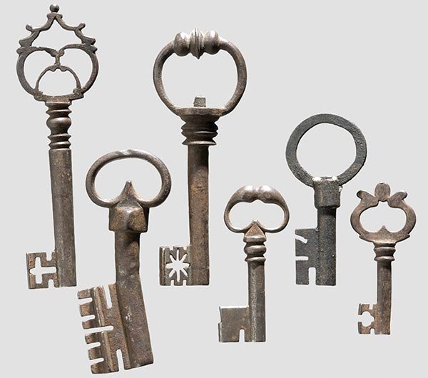 Старинные ключи (20 фото)